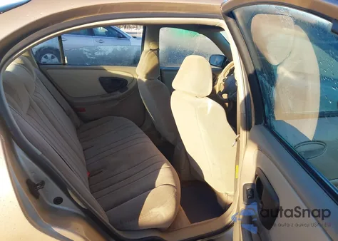 2004 Chevrolet Classic z USA, uszkodzony, nr VIN 1G1ND52F24M547321